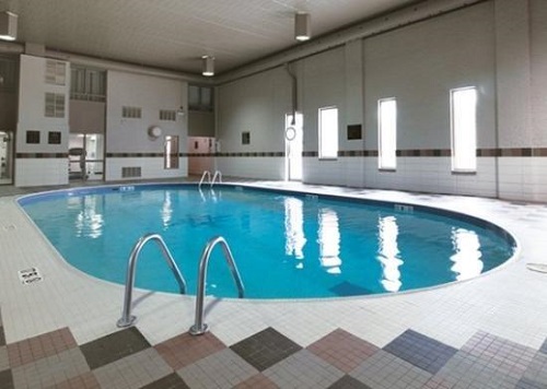 Comfort Suites Conference Centre pool